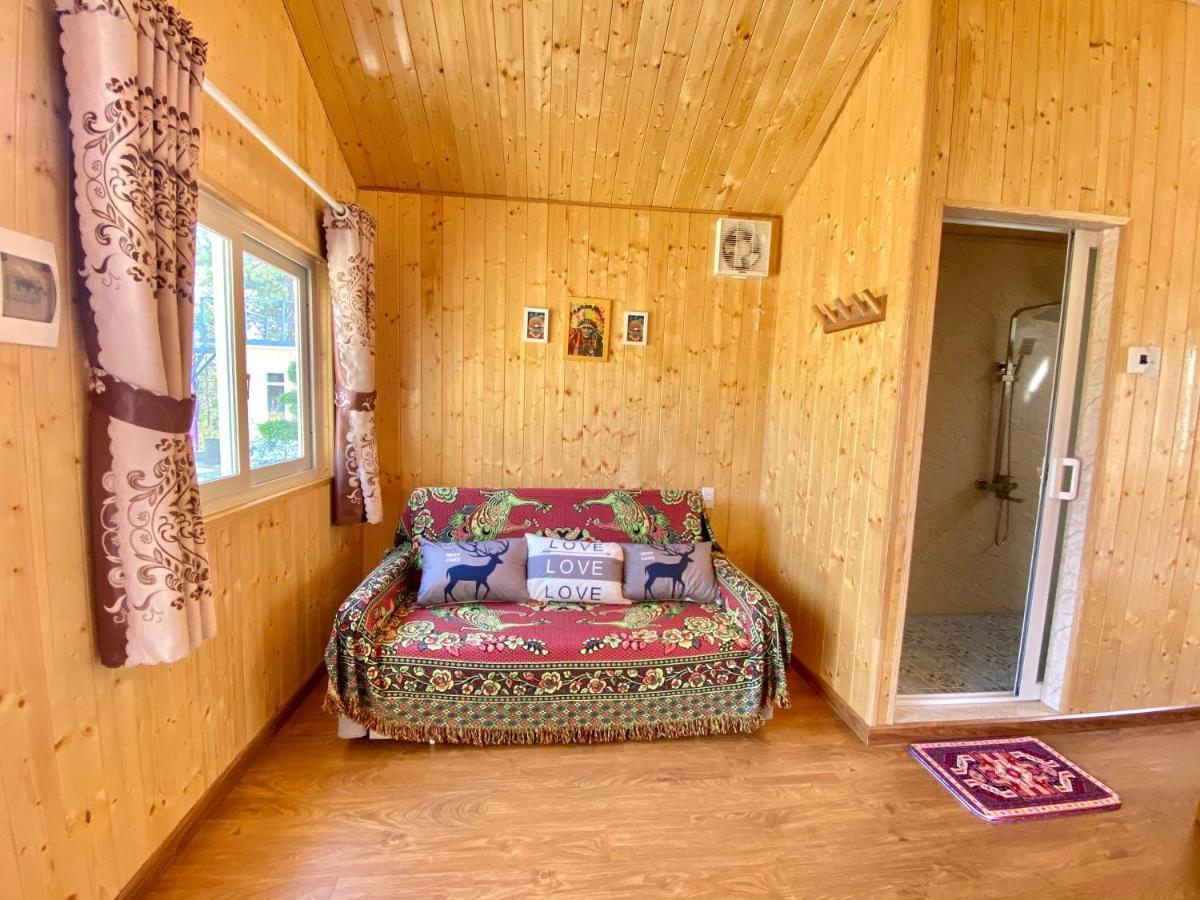 Henisi Homestay Măng Đen Kon Von Kla Exterior foto