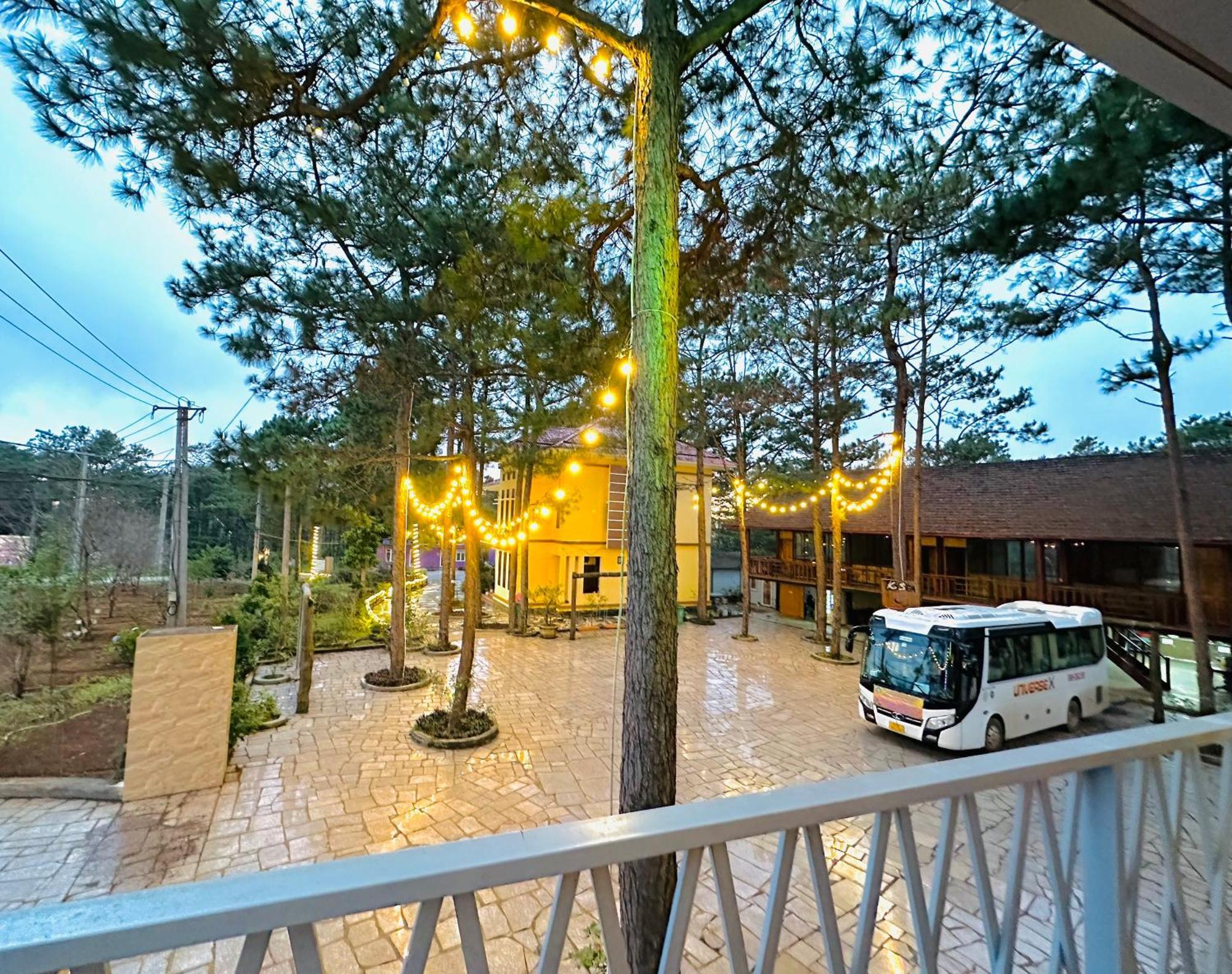 Henisi Homestay Măng Đen Kon Von Kla Exterior foto